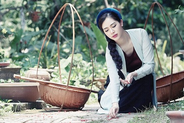 Hot girl Hà Min “hóa thân” ấn tượng thành cô Tấm yêu kiều