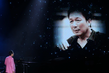 Nhà thơ Hồng Thanh Quang tưởng nhớ bạn - nhạc sĩ Phú Quang