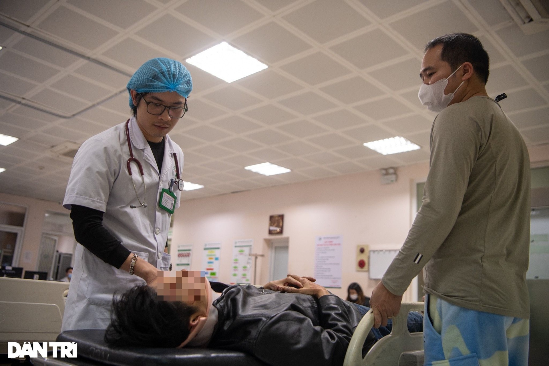 Ca trực Tết trăm lần báo động cứu bệnh nhân - 1 Ca trực Tết trăm lần báo động cứu bệnh nhân - 1