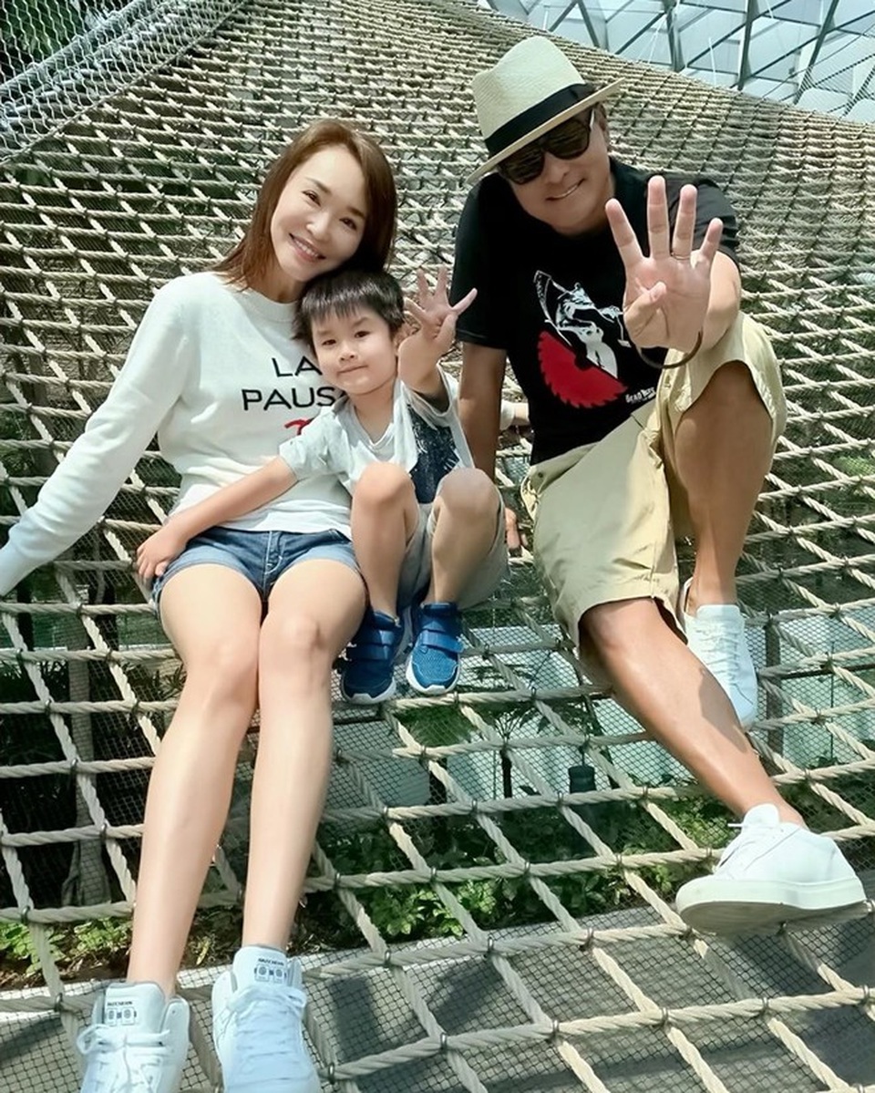 Hôn nhân ngọt ngào đáng ngưỡng mộ của Lý Minh Thuận và Phạm Văn Phương - 4 Hôn nhân ngọt ngào đáng ngưỡng mộ của Lý Minh Thuận và Phạm Văn Phương - 4