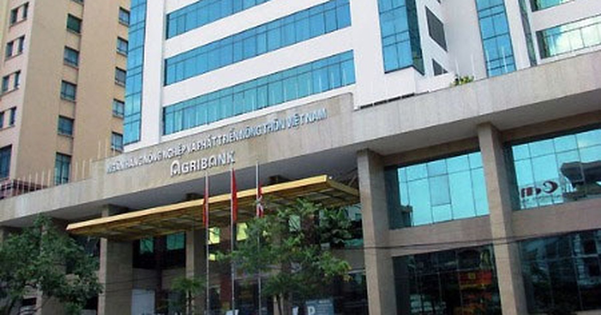 Nguyên Chủ tịch Ngân hàng Agribank bị bắt tạm giam