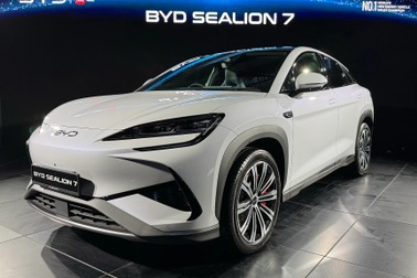 BYD thêm dòng SUV mới, nhiều công nghệ nhưng không "dễ thở" nếu về Việt Nam