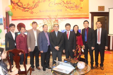 Đại sứ quán Việt Nam tại Kuwait tổ chức đón Xuân Đinh Dậu