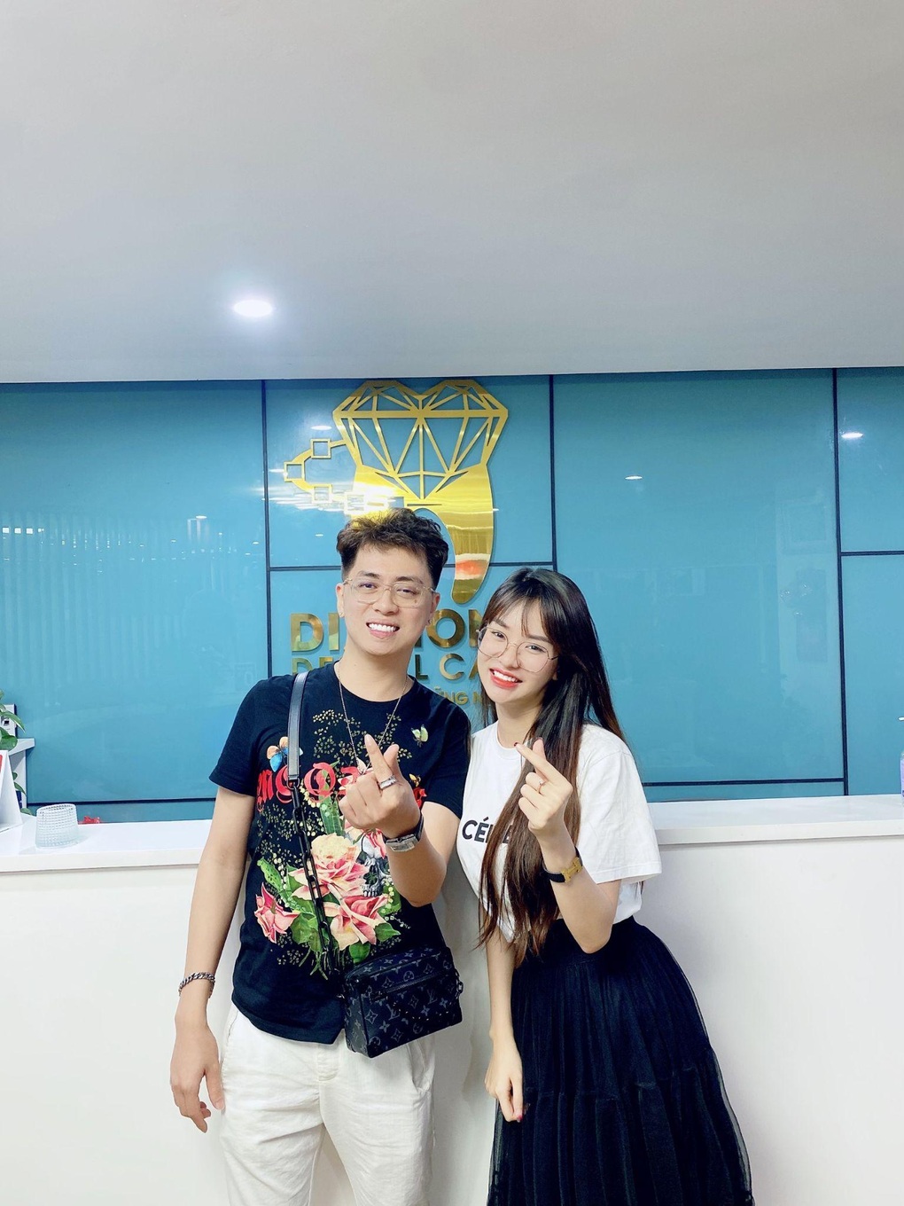 CEO của viện thẩm mỹ Diamond Dental Care chia sẻ bí quyết để có hàm răng sáng, khỏe - 2 CEO của viện thẩm mỹ Diamond Dental Care chia sẻ bí quyết để có hàm răng sáng, khỏe - 2