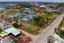 Hình ảnh khu dân cư ngổn ngang sau 14 năm thực hiện dự án khiến người dân ngao ngán!