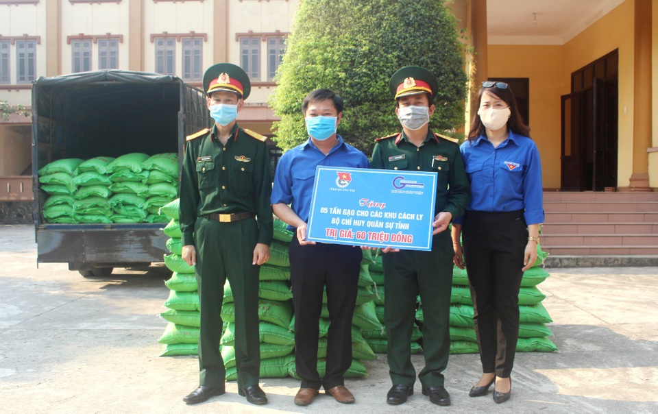 Tuổi trẻ Quảng Trị chung tay phòng, chống dịch Covid-19 - 2 Tuổi trẻ Quảng Trị chung tay phòng, chống dịch Covid-19 - 2
