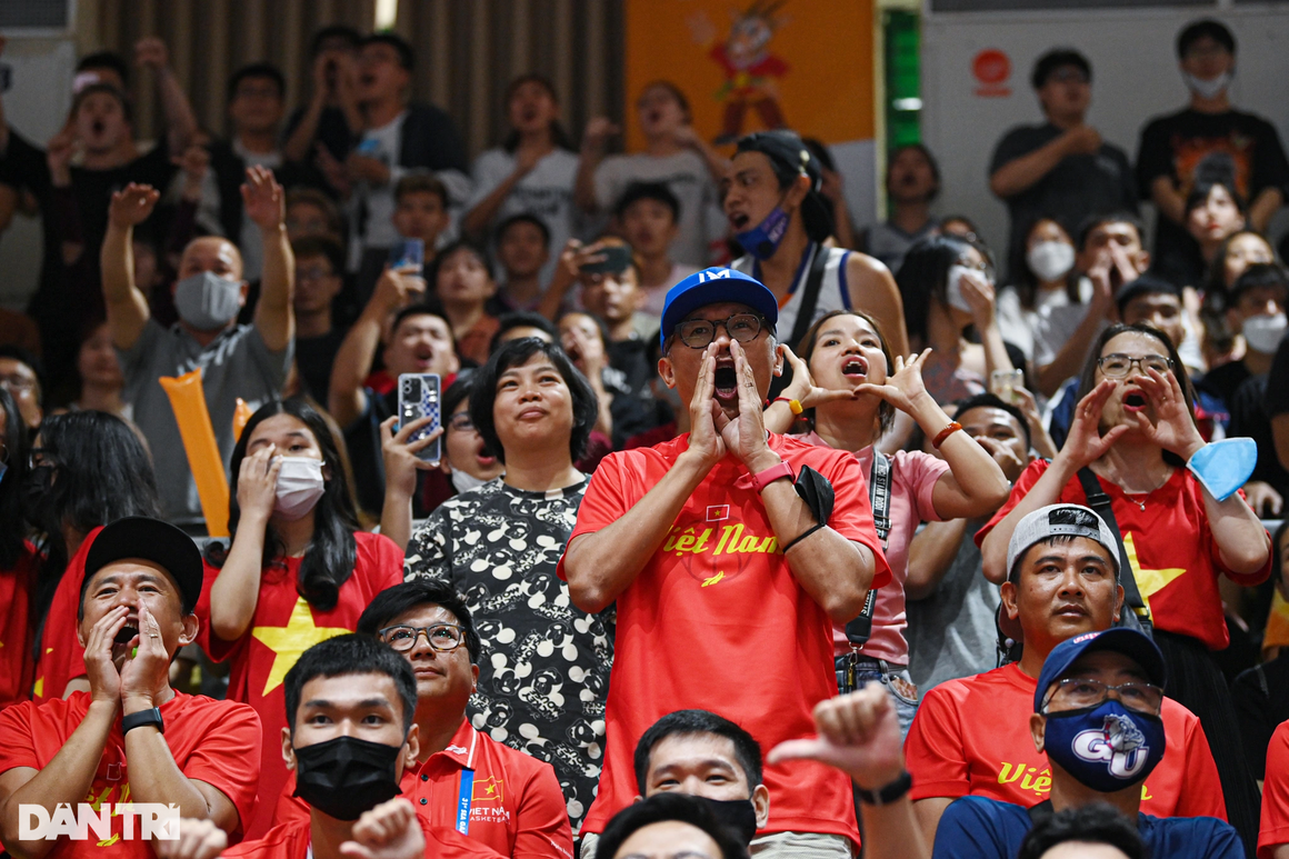 Mãn nhãn các SVĐ đẹp như mơ, chật kín khán giả cổ vũ SEA Games ở Việt Nam - 22 Mãn nhãn các SVĐ đẹp như mơ, chật kín khán giả cổ vũ SEA Games ở Việt Nam - 22