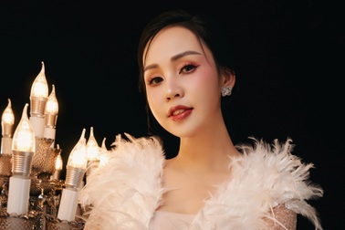 Sao Mai Khánh Ly hát nồng nàn ca khúc mang tên mình