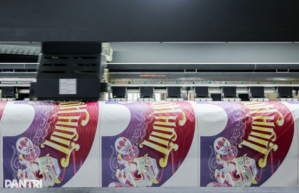 Truyền nhân Gen Z dùng công nghệ, đu concert giữ nghề quạt trăm năm - 4