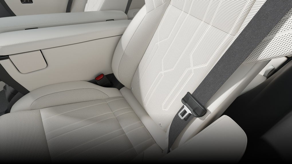 Cận cảnh Zeekr 009 - xe điện hạng sang Trung Quốc, cạnh tranh Kia Carnival - 10 Cận cảnh Zeekr 009 - xe điện hạng sang Trung Quốc, cạnh tranh Kia Carnival - 10