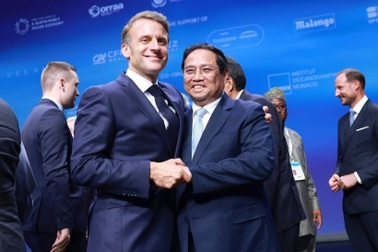 Đề nghị Pháp hỗ trợ Việt Nam nâng cao năng lực trong các lĩnh vực chiến lược