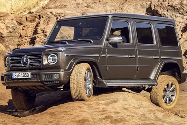 Trớ trêu chuyện xe cũ đắt hơn xe mới ở "thiên đường ô tô"