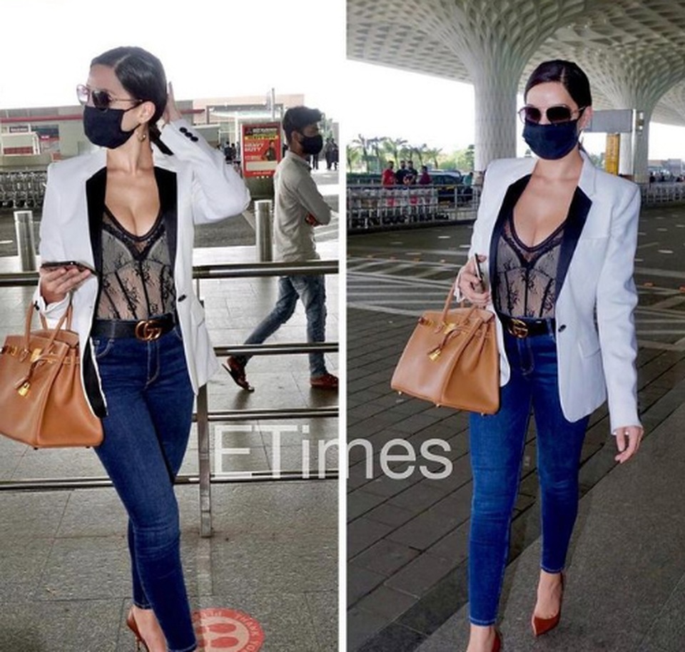 Mặc hở bạo tại sân bay, kiều nữ Nora Fatehi bị thợ săn ảnh Ấn Độ đeo bám - 2 Mặc hở bạo tại sân bay, kiều nữ Nora Fatehi bị thợ săn ảnh Ấn Độ đeo bám - 2