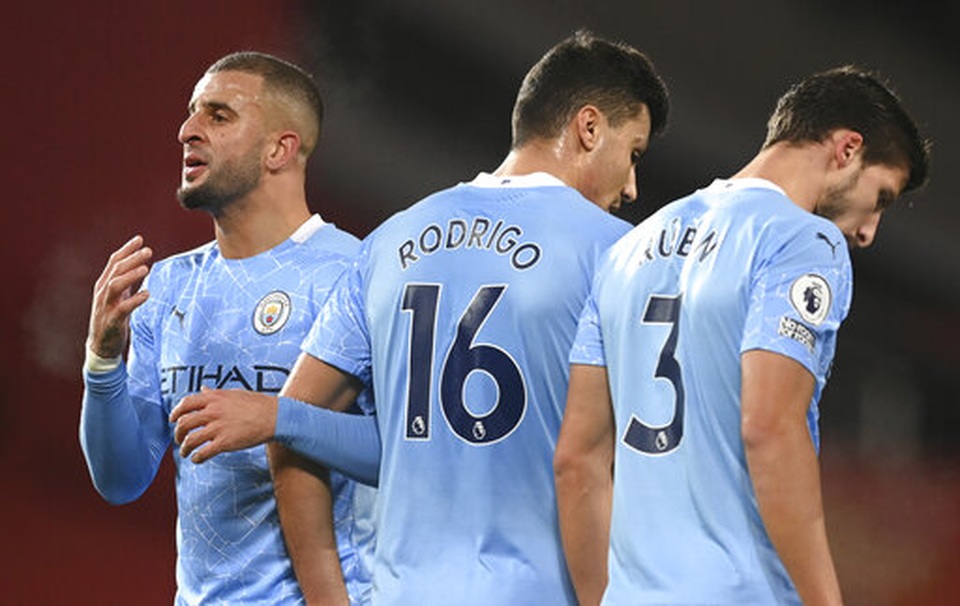 Man Utd 0-0 Man City: Cùng sợ thua nên đành chia điểm - 7 Man Utd 0-0 Man City: Cùng sợ thua nên đành chia điểm - 7