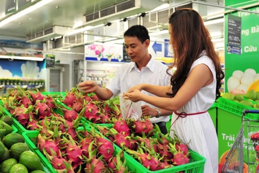 MM Mega Market “giải cứu” hơn 100 tấn thanh long