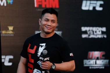 Cao thủ Vịnh Xuân, Flores lên tiếng thách đấu võ sĩ gốc Việt Cung Lê