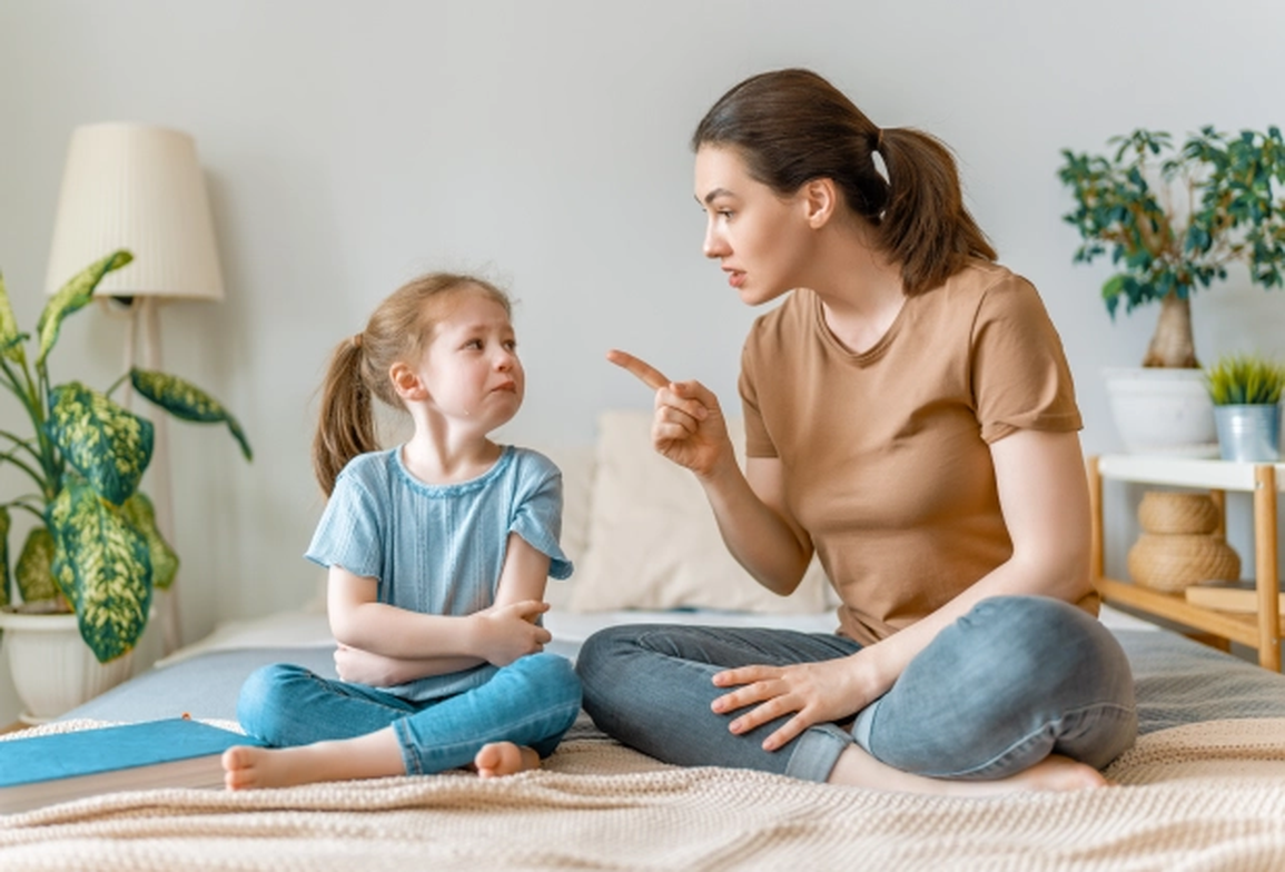 8 dấu hiệu cho thấy bạn đang quá nghiêm khắc với con cái - 1 8 dấu hiệu cho thấy bạn đang quá nghiêm khắc với con cái - 1