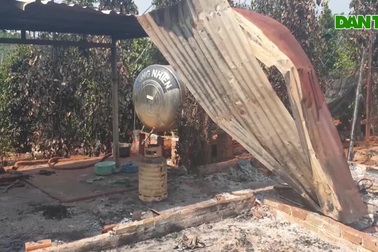 Con rể thiêu rụi nhà bố mẹ vợ