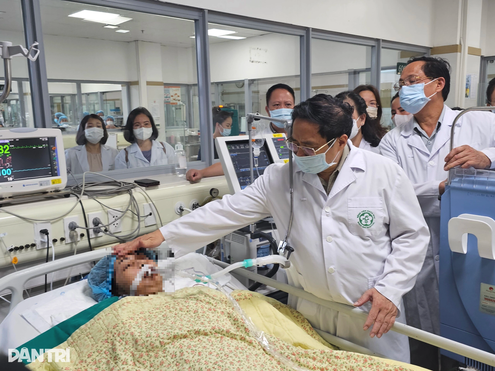 Bác sĩ BV Bạch Mai hôn mê sau vụ cháy chung cư mini vượt qua nguy kịch - 1 Bác sĩ BV Bạch Mai hôn mê sau vụ cháy chung cư mini vượt qua nguy kịch - 1