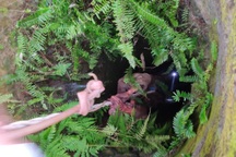 Người đàn ông bị rơi xuống giếng hoang suốt một đêm