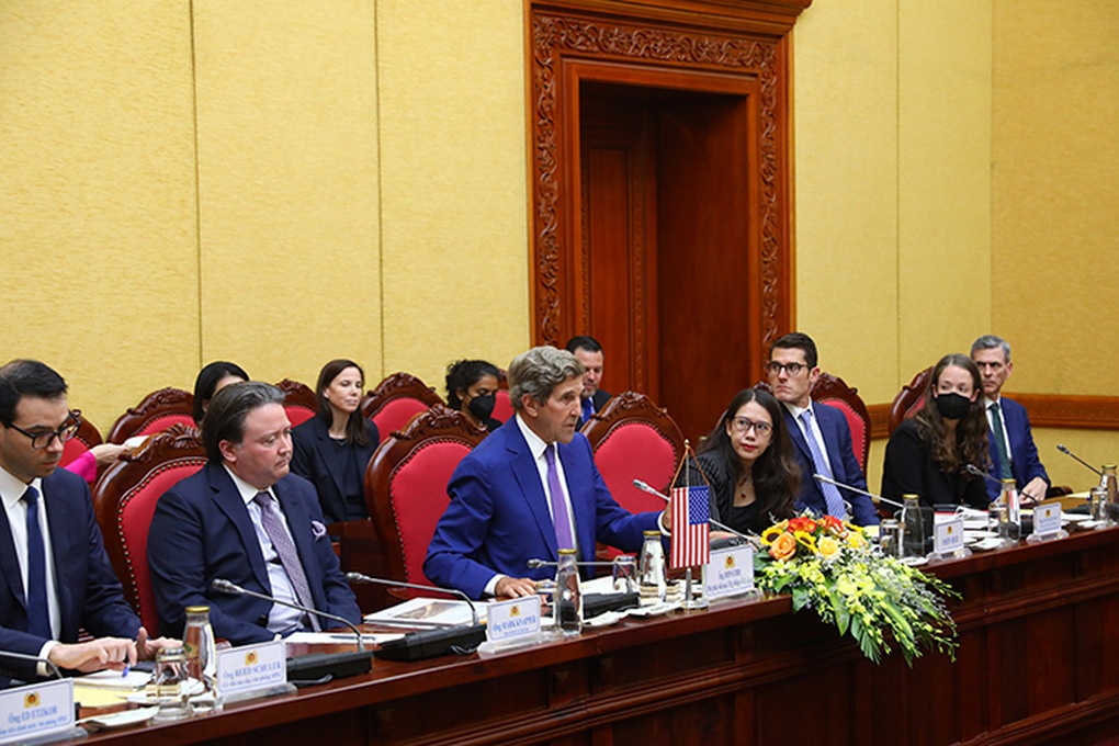 Bộ trưởng Công an tiếp Đặc phái viên của Tổng thống Hoa Kỳ John Kerry - 2