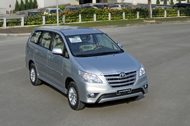 Toyota Innova 2014 tăng giá