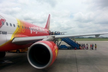 Vietjet lên tiếng vụ có rắn trên máy bay
