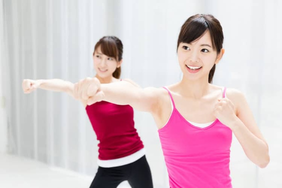 9 bài tập phục hồi sau phẫu thuật cắt bỏ vú - 1