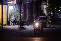 Những con đường nghìn tỷ giữa Thủ đô chờ được thắp sáng