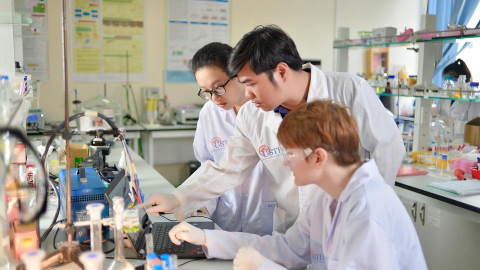 Tuyển sinh 2020: Công nghệ nano- ngành học “vạn năng” thời 4.0 - 1 Tuyển sinh 2020: Công nghệ nano- ngành học “vạn năng” thời 4.0 - 1