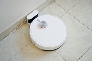 Đánh giá robot hút bụi Xiaomi Robot Vacuum S40: Khoẻ nhưng còn giới hạn - 1