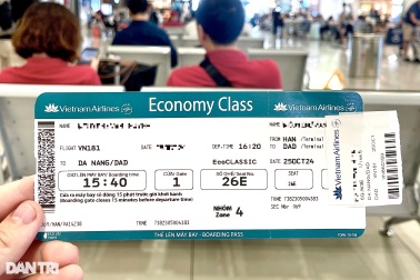 Giá vé máy bay Tết 2025 tăng cao, có chặng tăng gấp đôi