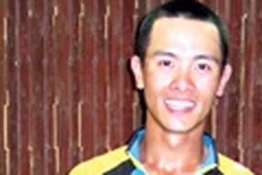 Chạy bộ xuyên Việt và ước mơ của chàng trai tuổi 25 