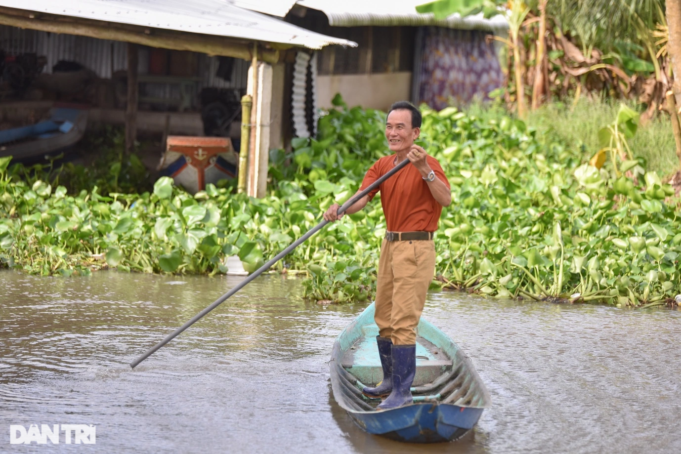 Thêm cây cầu Dân trí giúp con trẻ thoát cảnh bơi xuồng qua sông - 10 Thêm cây cầu Dân trí giúp con trẻ thoát cảnh bơi xuồng qua sông - 10