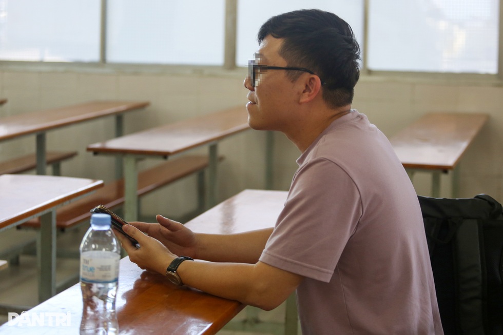 Người thi sát hạch giấy phép lái xe ở TPHCM than khó hơn thi đại học - 3 Người thi sát hạch giấy phép lái xe ở TPHCM than khó hơn thi đại học - 3