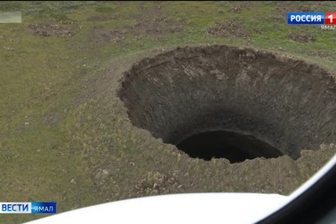 Phát hiện hố tử thần khổng lồ, sâu 50 mét ở Siberia