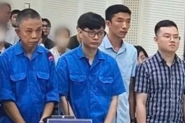 Quảng Ninh: Xét xử 9 bị cáo lập khống hợp đồng, gây thất thoát 2 tỷ đồng