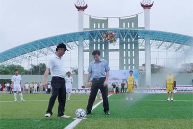 Hà Nội ra mắt sân cỏ nhân tạo đạt chuẩn FIFA đầu tiên