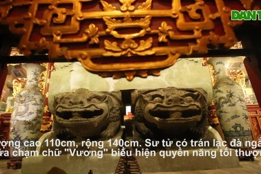 Tượng đôi sư tử đá ở chùa Bà Tấm niên đại thế kỷ XII