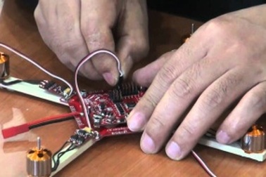 Sáng chế động cơ nhỏ nhất thế giới