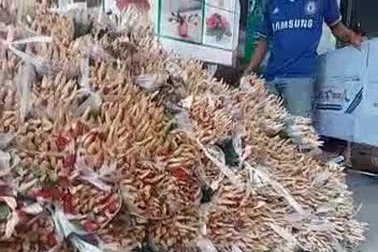 Đà Nẵng: Hoa hồng vắng khách