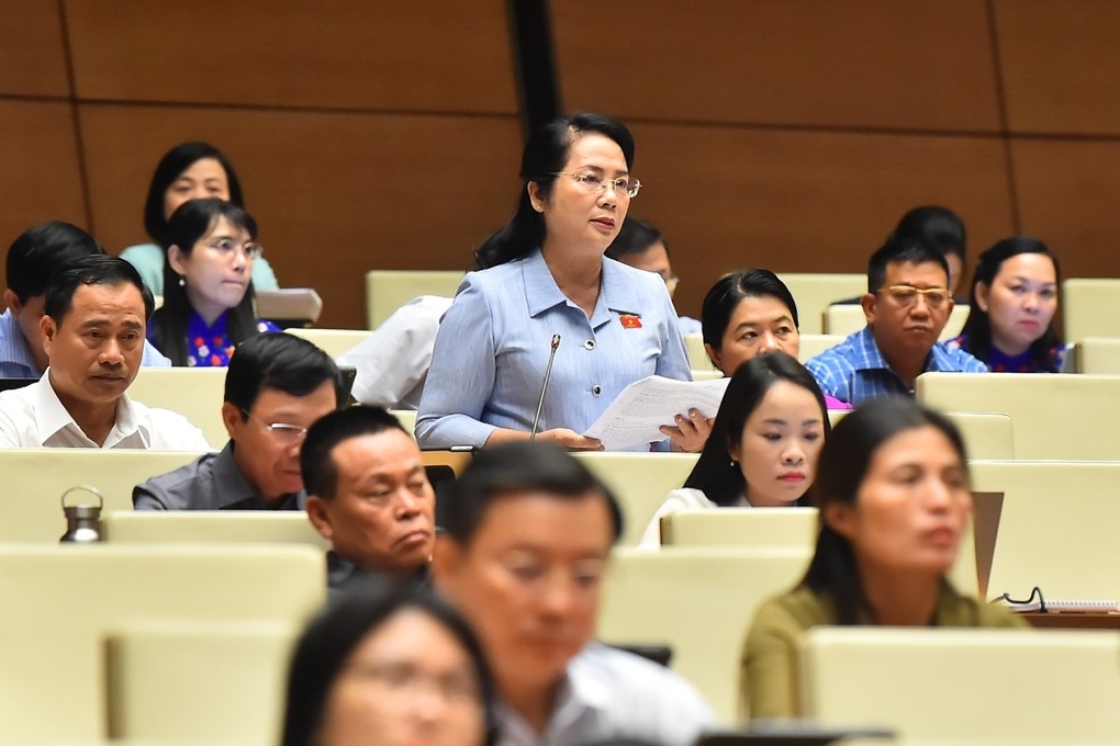 Đại biểu Quốc hội đề xuất nâng mức phụ cấp cho cán bộ Công đoàn cơ sở - 1 Đại biểu Quốc hội đề xuất nâng mức phụ cấp cho cán bộ Công đoàn cơ sở - 1