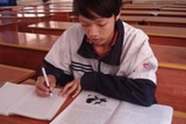 Chàng trai mang bạo bệnh Peutz-Jegher được tiếp sức từ Quỹ Nhân ái