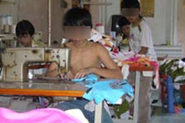 Lao động “nhí” đang bị vắt kiệt sức