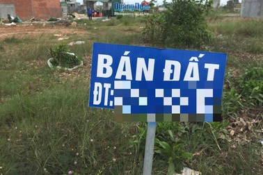 "Còng lưng" trả nợ vì lướt sóng theo đất bằng tiền ngân hàng