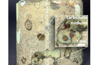 Đá núi lửa có thể bẫy carbon dioxide vĩnh viễn chỉ trong hai năm