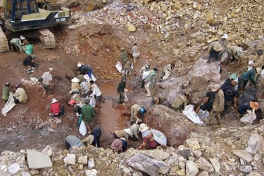 Yêu cầu xử lý dứt điểm “điểm nóng” Bồng Miêu