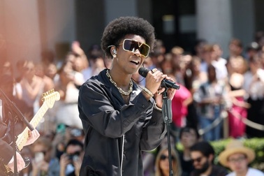 Tìm thấy thi thể đã phân hủy nặng trên ô tô của nam ca sĩ 20 tuổi