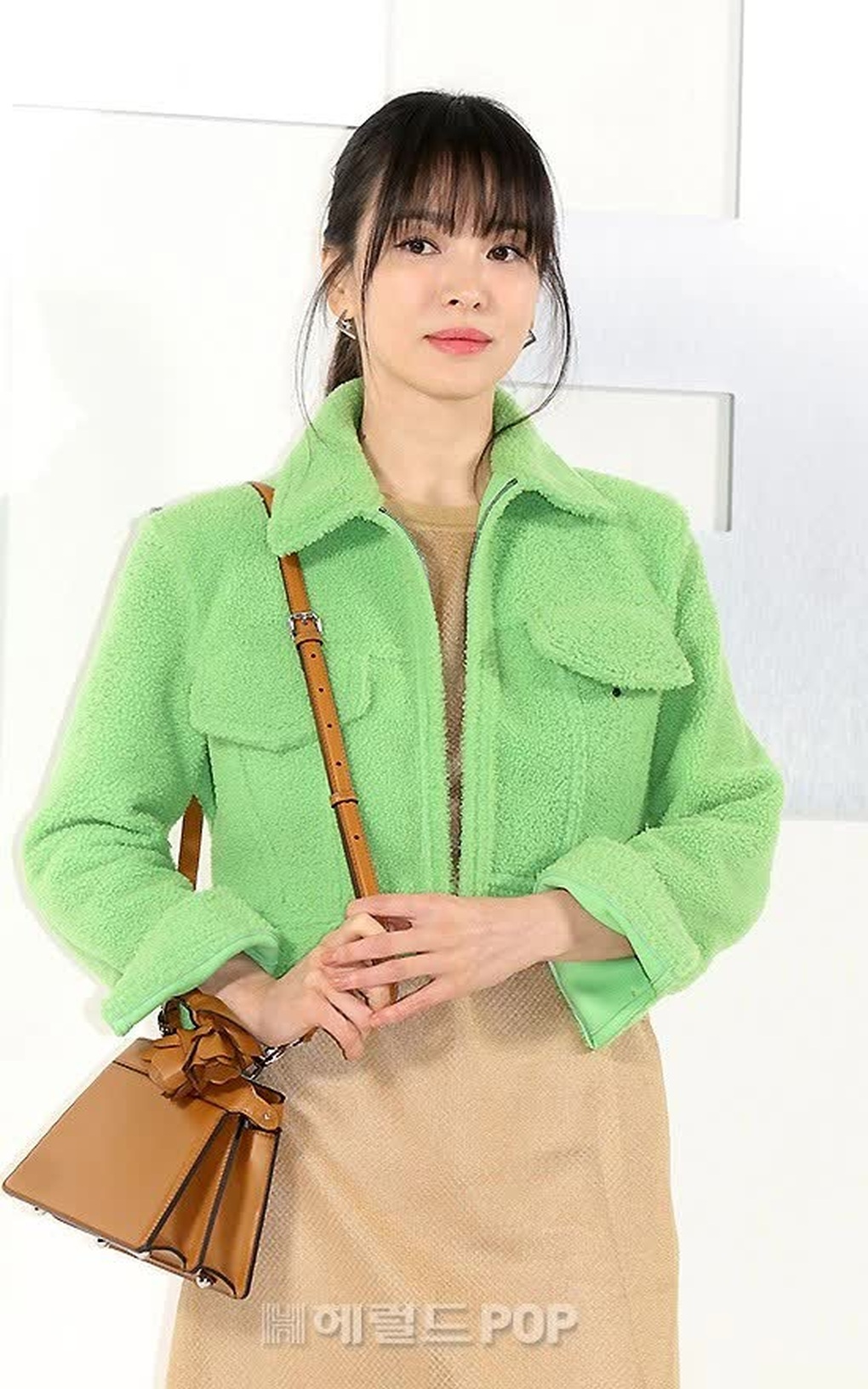 Song Hye Kyo xuất hiện xinh đẹp giữa thời điểm chồng cũ tái hôn - 5