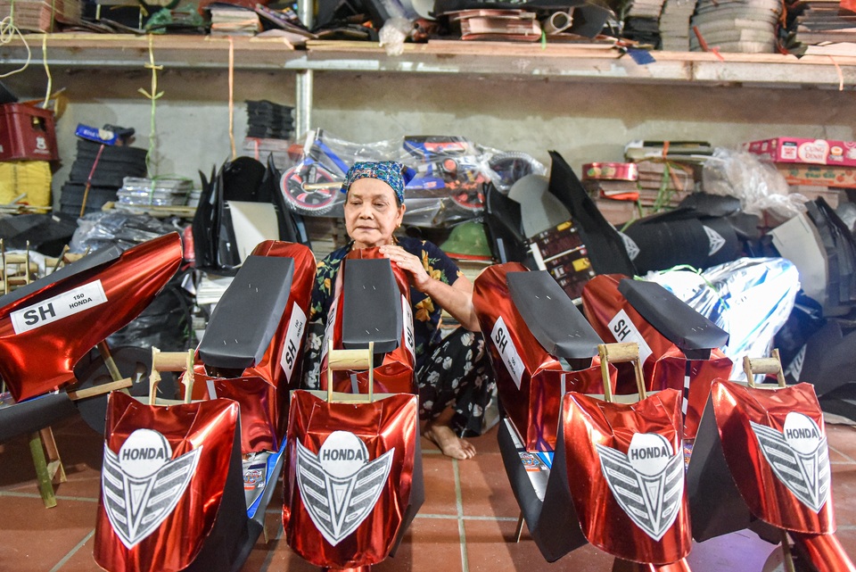 Đột nhập xưởng sản xuất hàng ngàn xe SH vàng mã - 8 Đột nhập xưởng sản xuất hàng ngàn xe SH vàng mã - 8